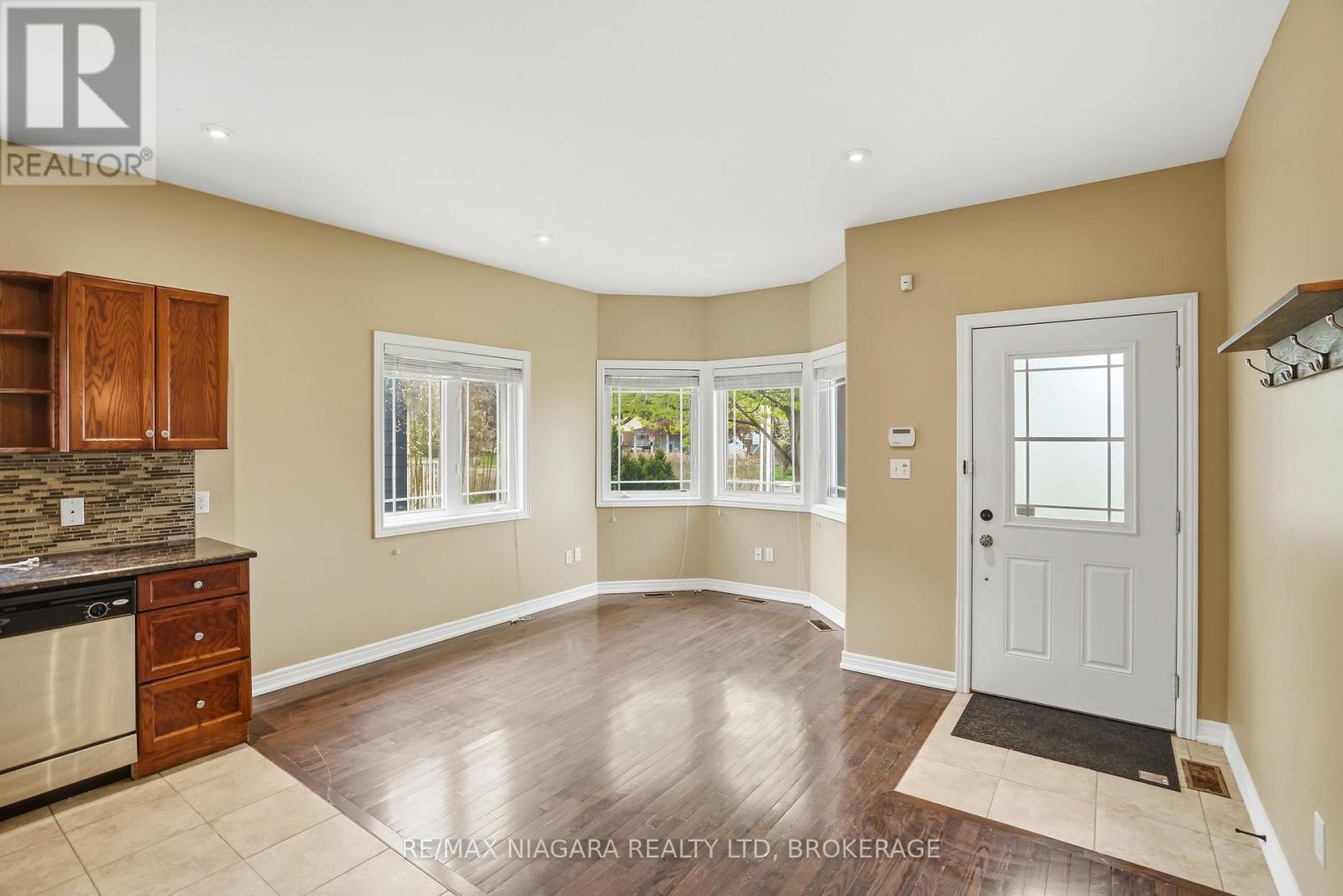 106 - 6045 Dunn Street, Niagara Falls, Ontario  L2G 2P2 - Photo 11 - X13122430
