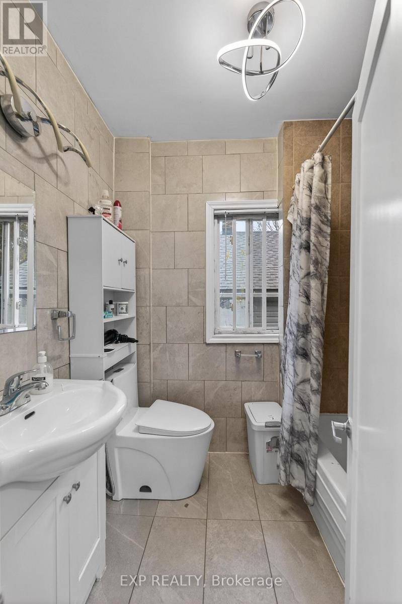 4576 Fourth Avenue, Niagara Falls, Ontario  L2E 4N6 - Photo 18 - X13123464