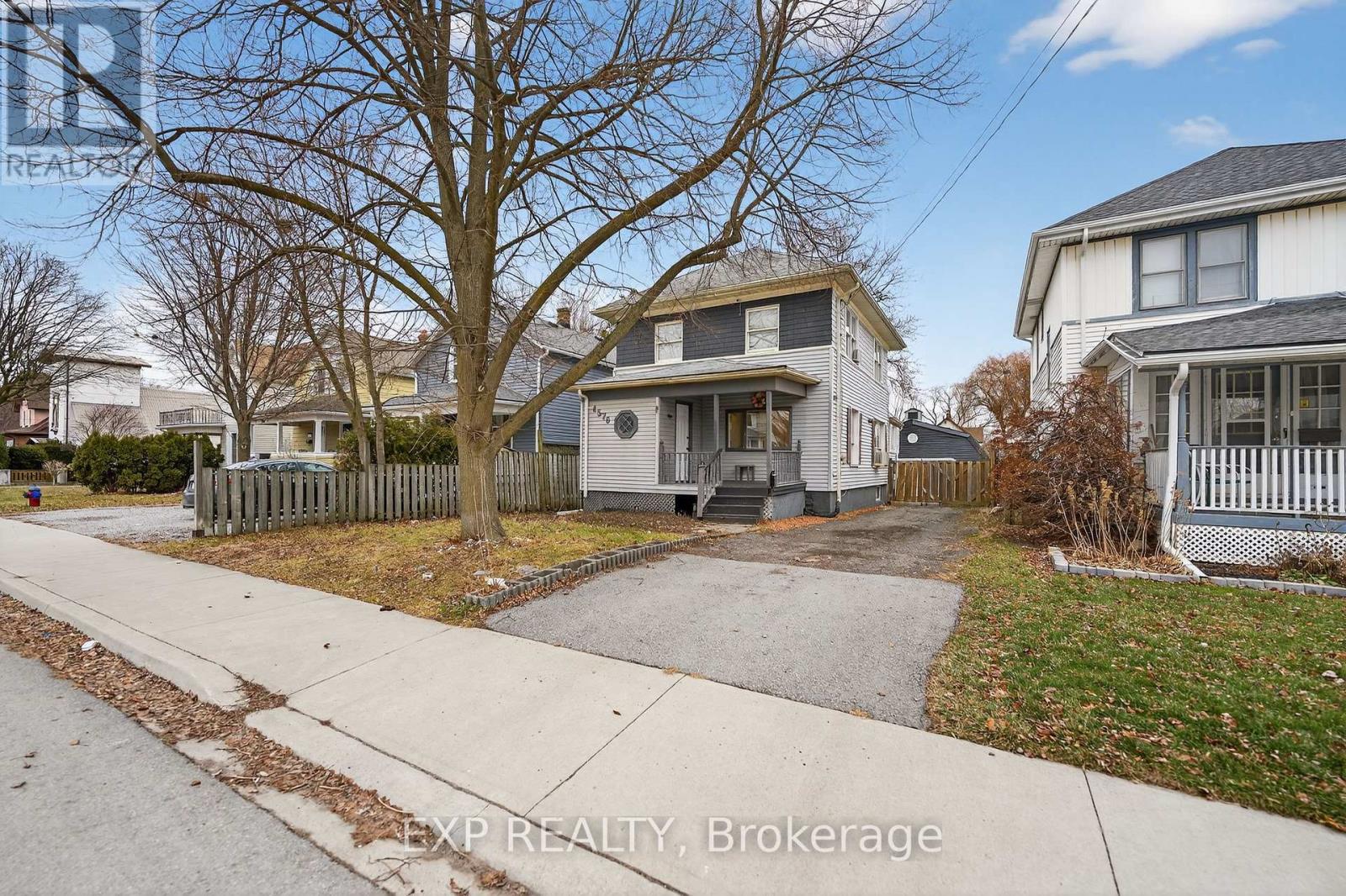4576 Fourth Avenue, Niagara Falls, Ontario  L2E 4N6 - Photo 2 - X13123464