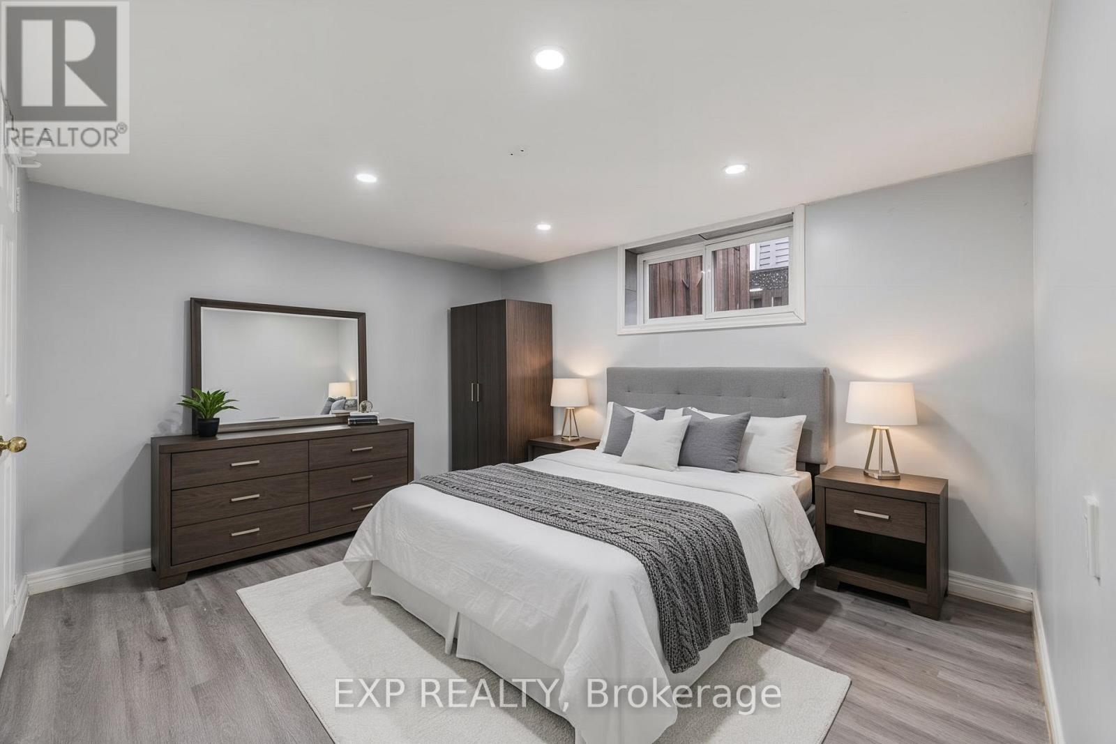 4576 Fourth Avenue, Niagara Falls, Ontario  L2E 4N6 - Photo 32 - X13123464