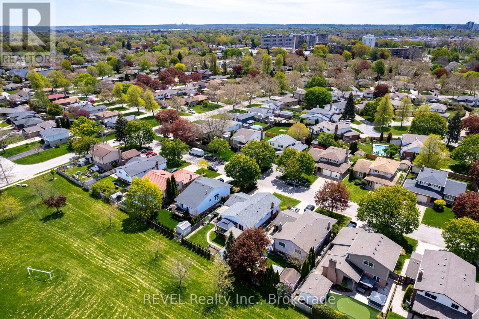 9 Amberwood Court, St. Catharines, Ontario  L2N 7E1 - Photo 41 - X13123966