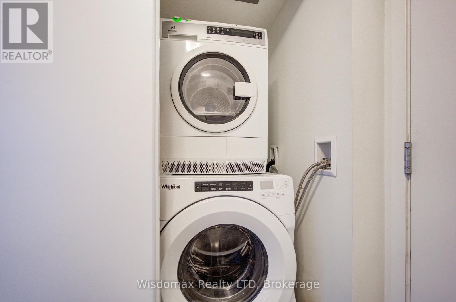 2006 - 2 Sonic Way, Toronto, Ontario  M3C 0P2 - Photo 8 - C13125766