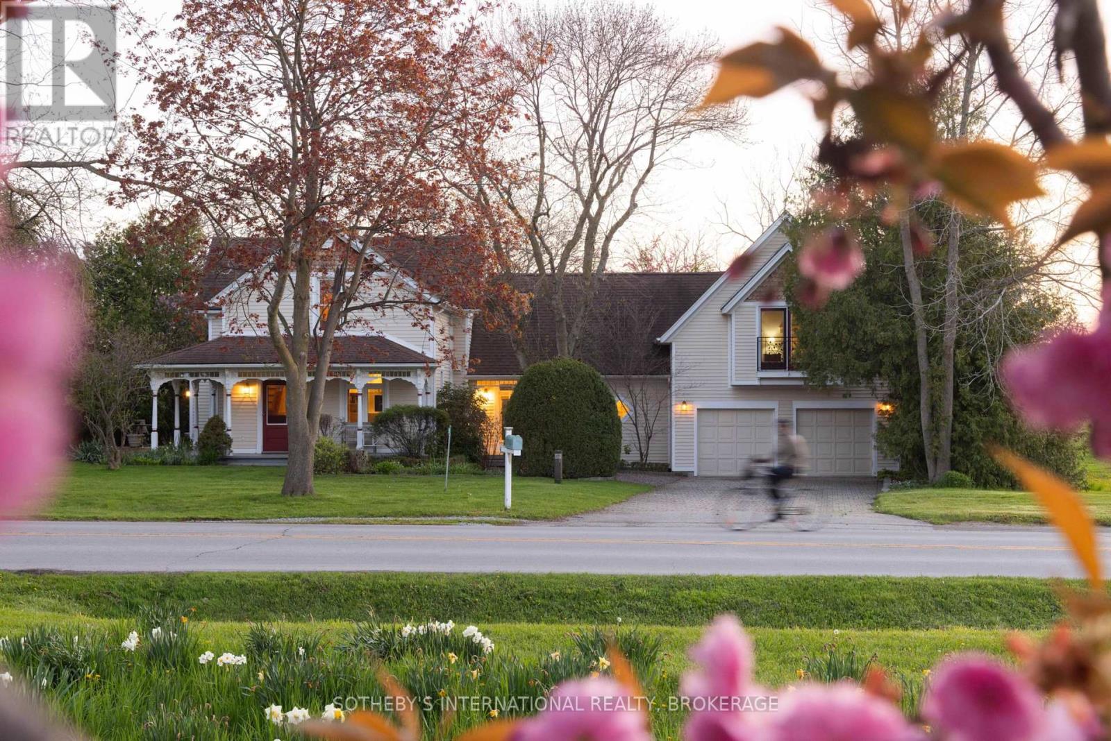 15906 NIAGARA PARKWAY, Niagara-on-the-Lake, Ontario