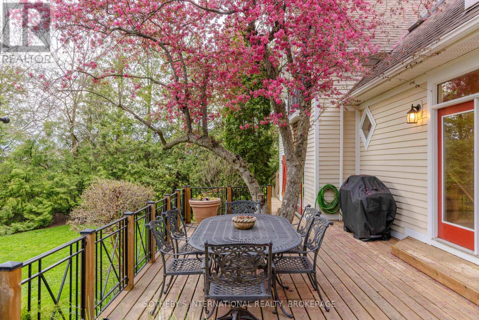 15906 Niagara Parkway, Niagara-On-The-Lake, Ontario  L0S 1J0 - Photo 40 - X13125930