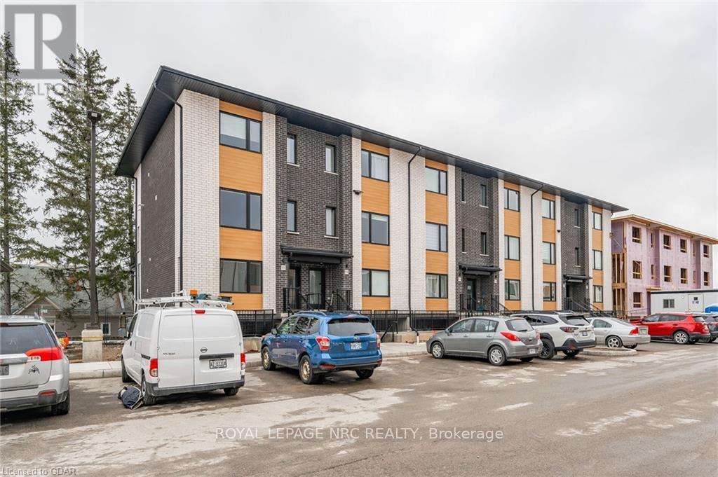 47 LILY LANE, Guelph, Ontario