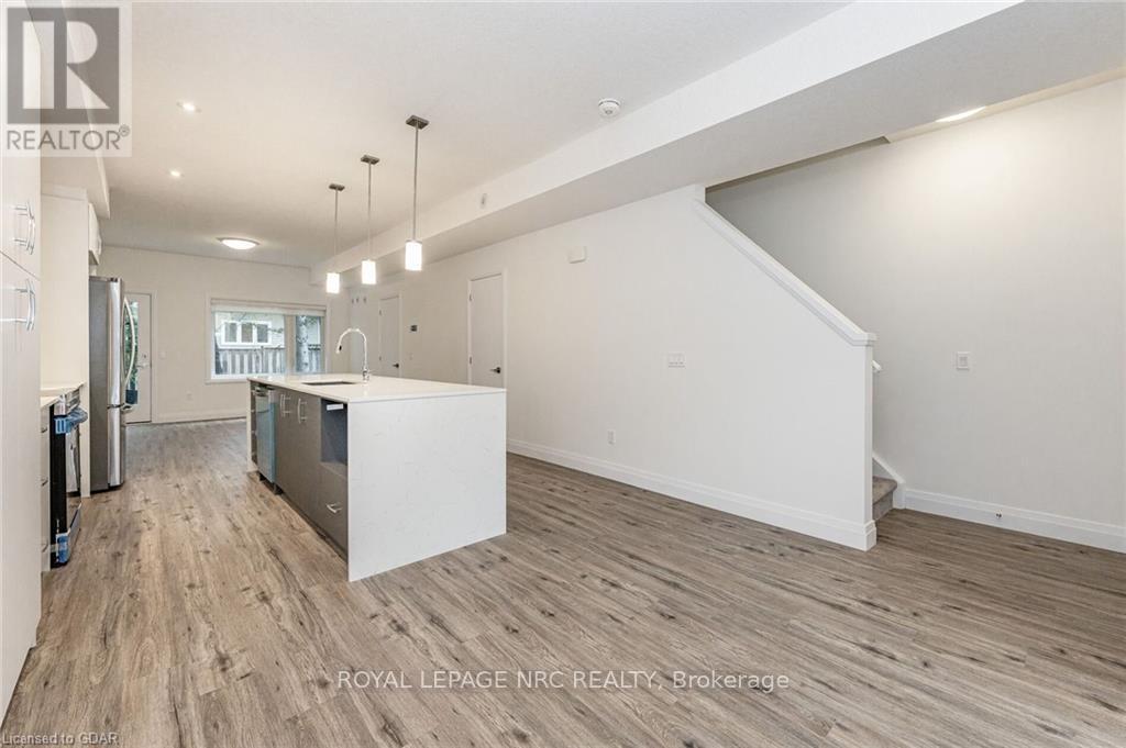 47 Lily Lane, Guelph, Ontario  N1L 1E2 - Photo 11 - X13129864