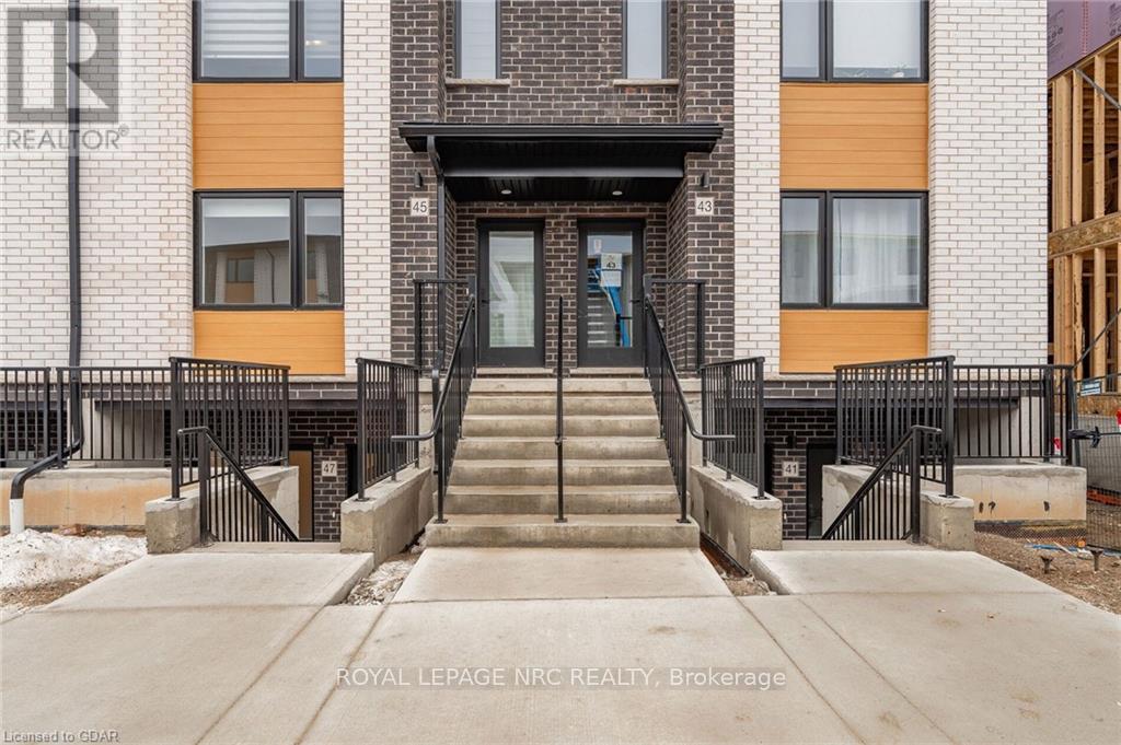 47 Lily Lane, Guelph, Ontario  N1L 1E2 - Photo 2 - X13129864