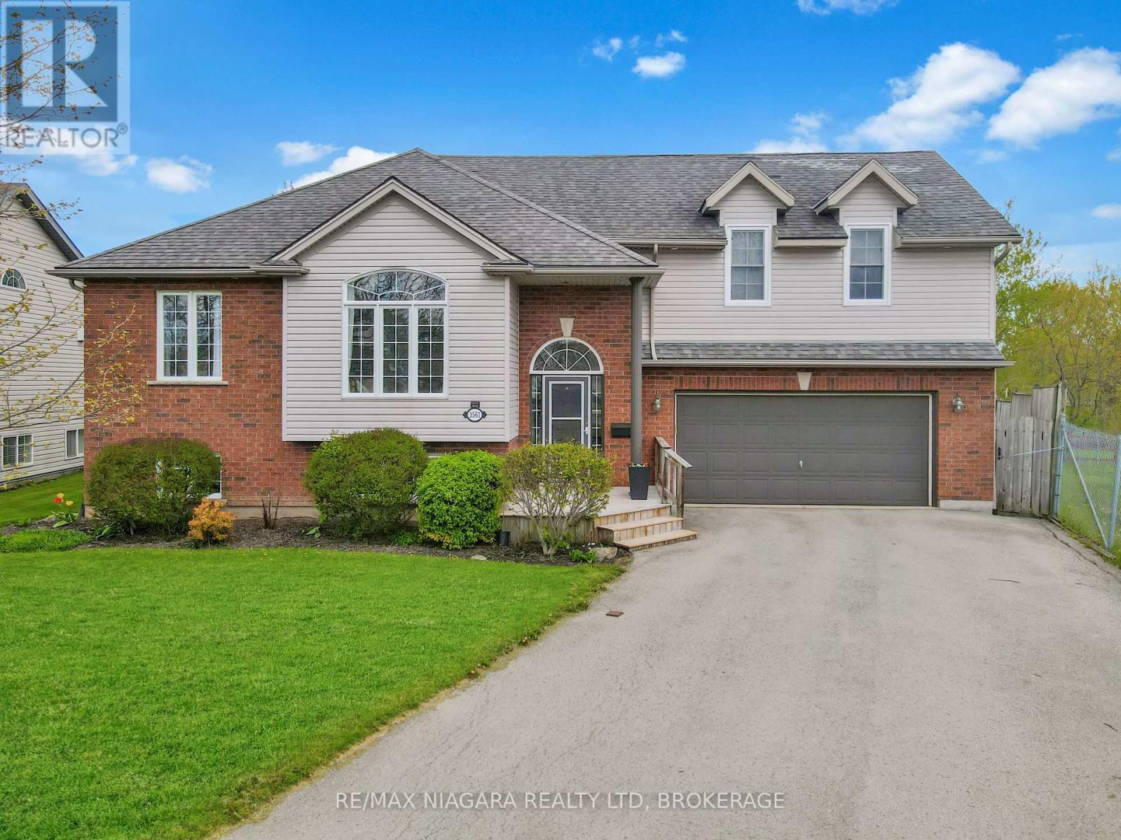 3561 CARVER STREET, Fort Erie, Ontario