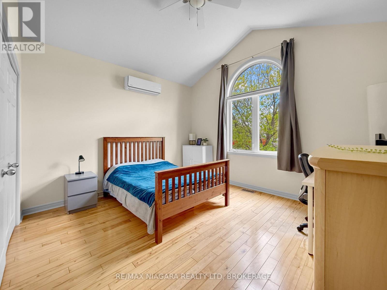 3561 Carver Street, Fort Erie, Ontario  L0S 1S0 - Photo 15 - X13130852