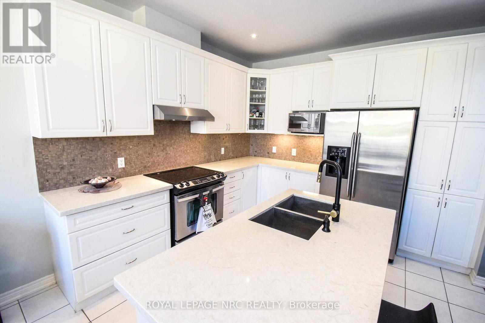 4343 Chemonda Street, Niagara Falls, Ontario  L2G 0E0 - Photo 17 - X13131406