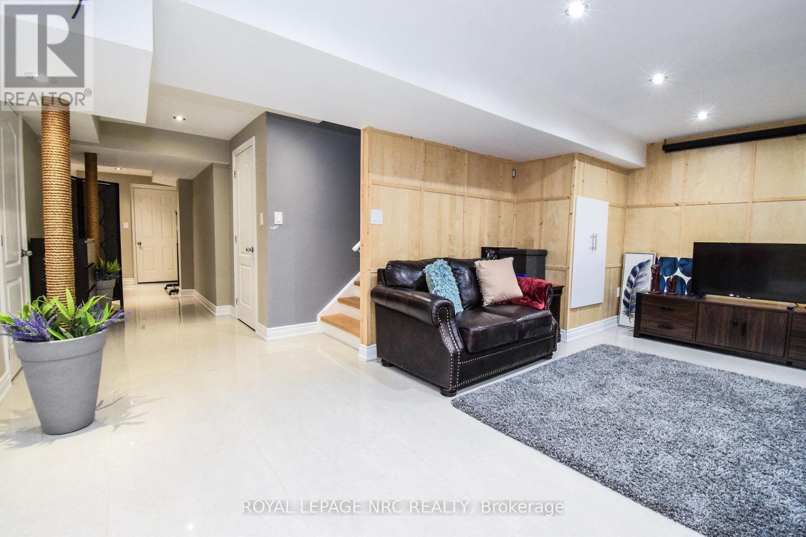 4343 Chemonda Street, Niagara Falls, Ontario  L2G 0E0 - Photo 36 - X13131406