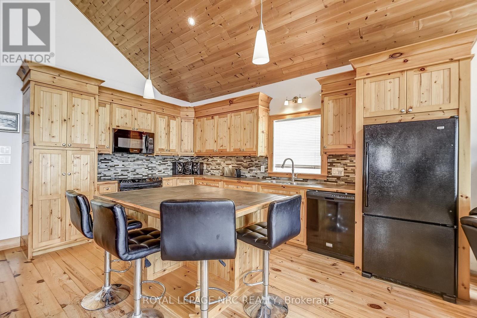 10849 Lakeshore Road W, Wainfleet, Ontario  L3K 5V4 - Photo 6 - X13134018