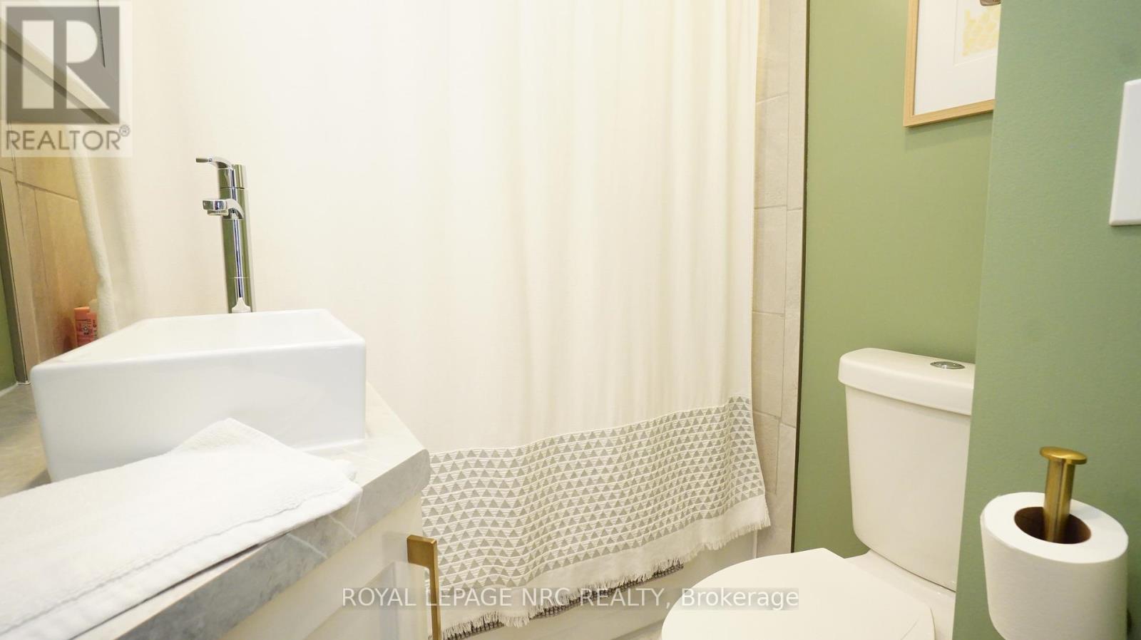 57 Church Street E, Welland, Ontario  L3C 4N7 - Photo 17 - X13139172