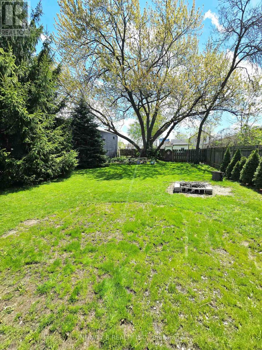 4728 Bridge Street, Niagara Falls, Ontario  L2E 2R8 - Photo 21 - X13139800