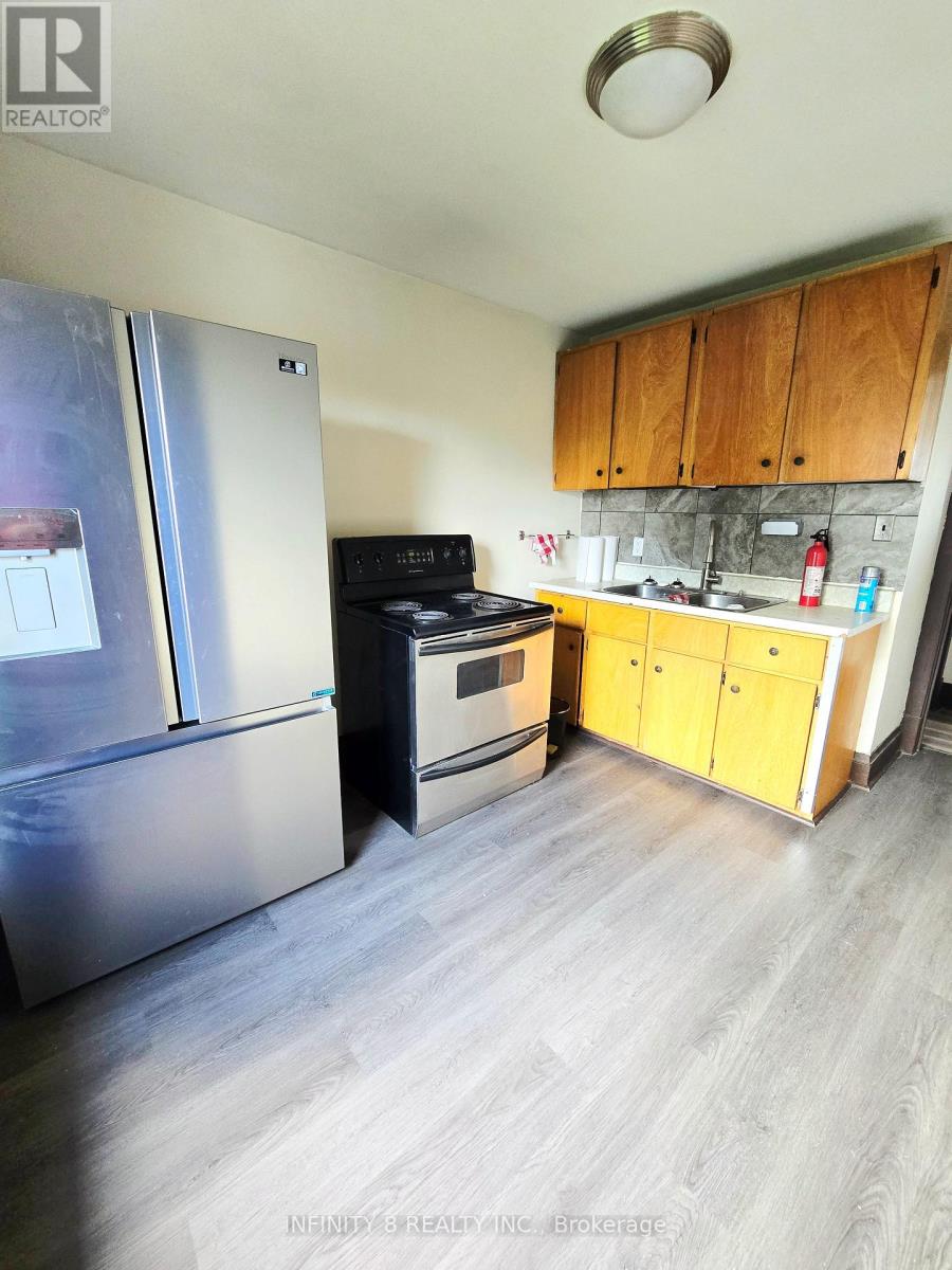 4728 Bridge Street, Niagara Falls, Ontario  L2E 2R8 - Photo 7 - X13139800