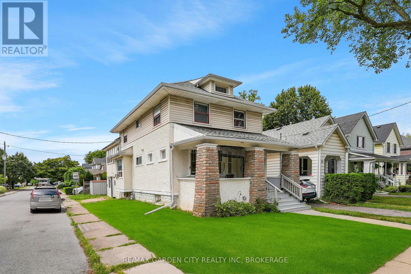 213 GENEVA STREET, St. Catharines, Ontario