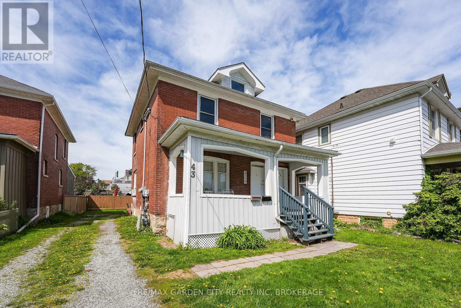 43 YORK STREET, St. Catharines, Ontario