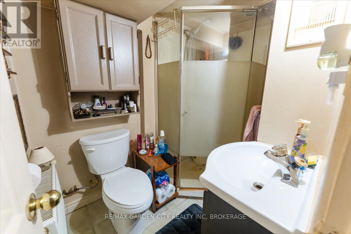 43 York Street, St. Catharines, Ontario  L2R 6C2 - Photo 16 - X13140394
