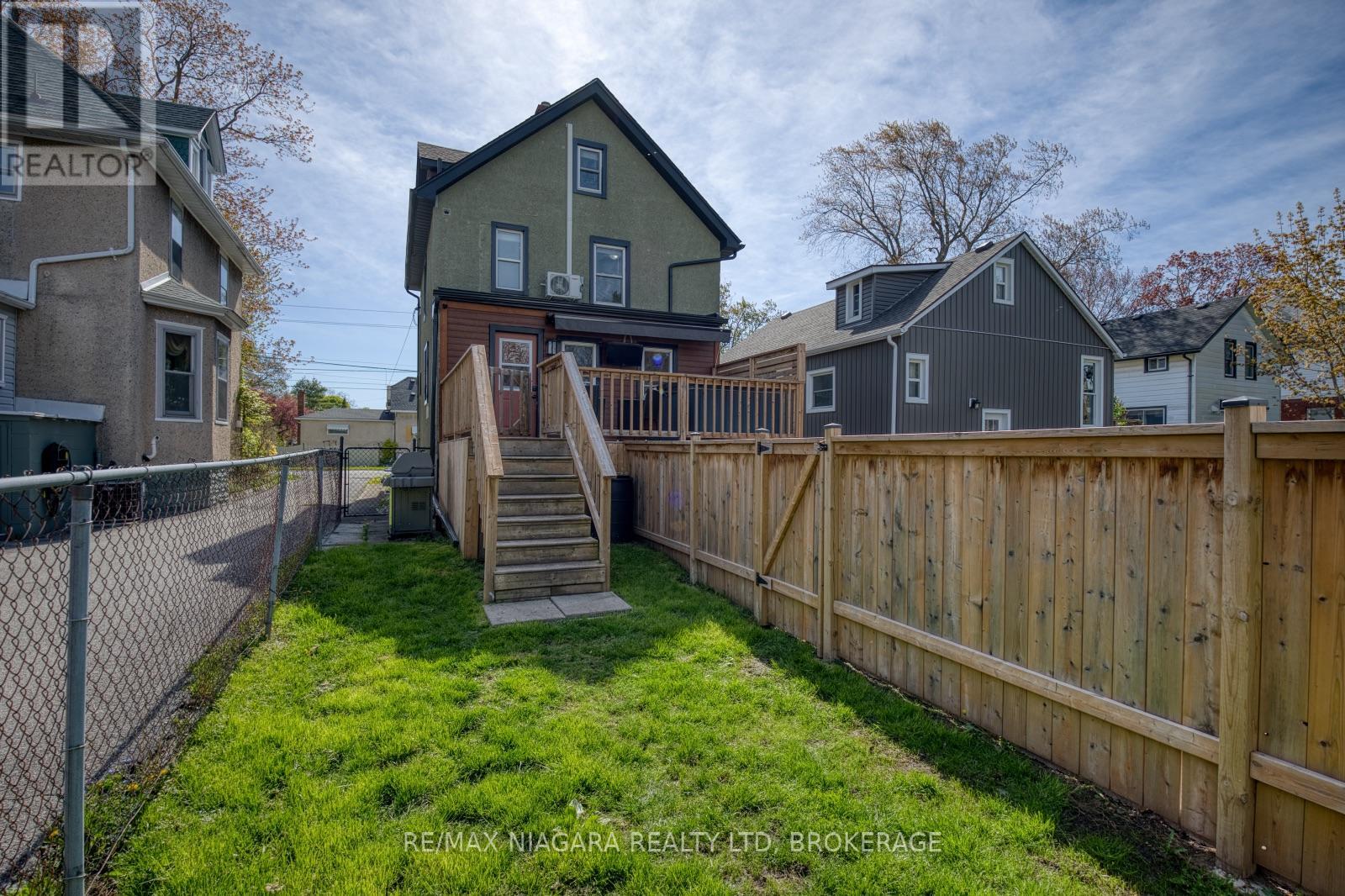 168 Steele Street, Port Colborne, Ontario  L3K 4X6 - Photo 9 - X13141310