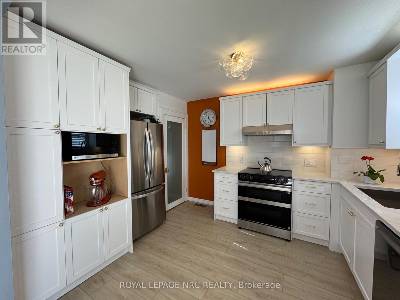 5 Victoria Street, St. Catharines, Ontario  L2S 2K8 - Photo 15 - X13143432