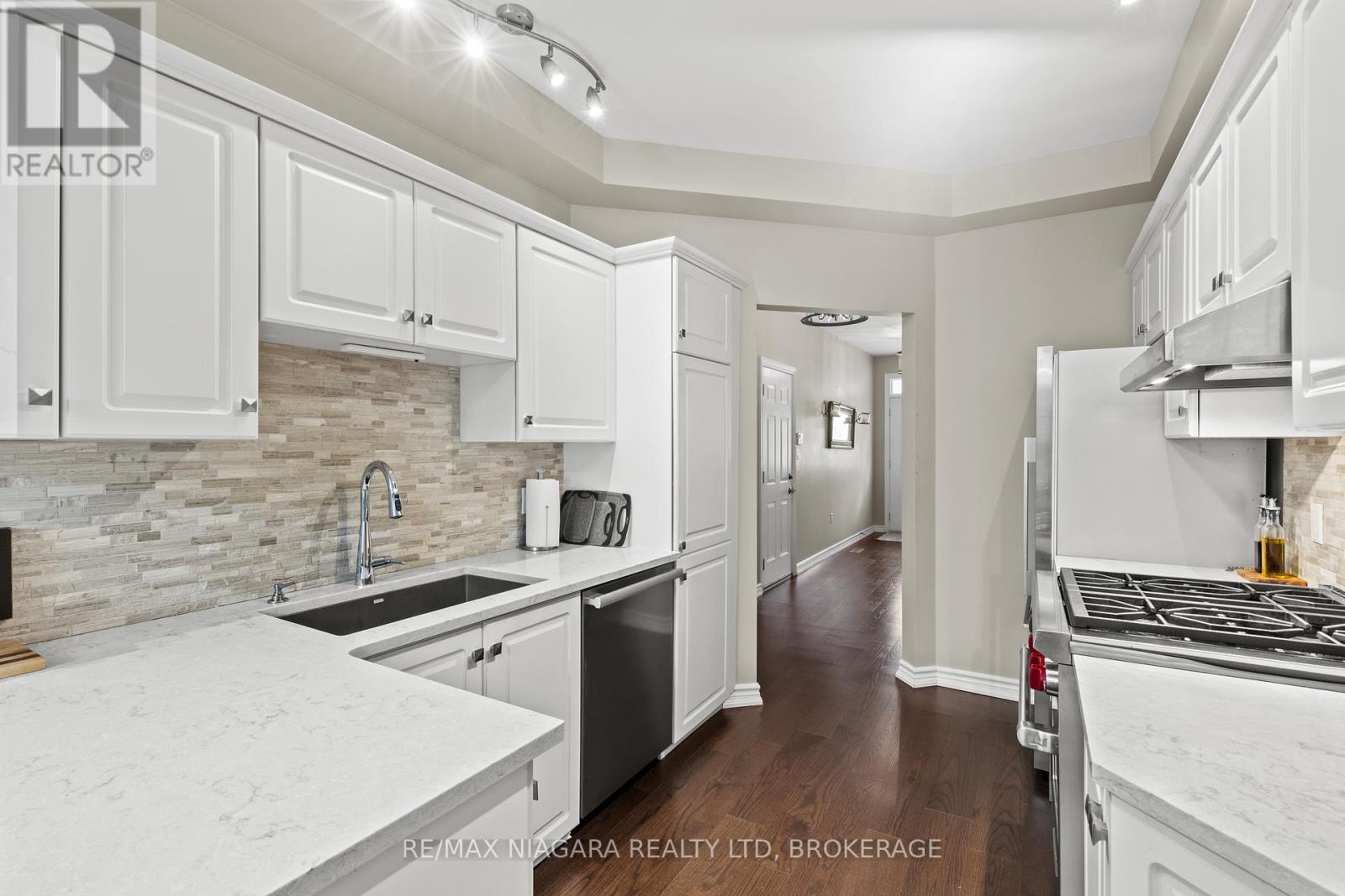 3 - 88 Lakeport Road, St. Catharines, Ontario  L2N 4P8 - Photo 15 - X13144140