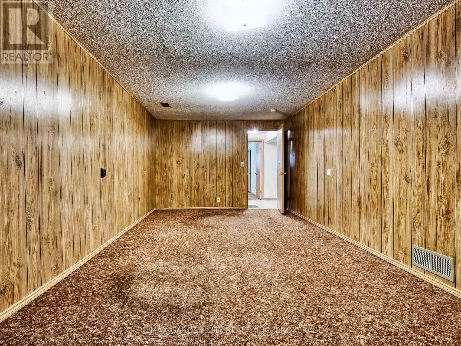 7740 Chorozy Street, Niagara Falls, Ontario  L2H 2N9 - Photo 25 - X13144492