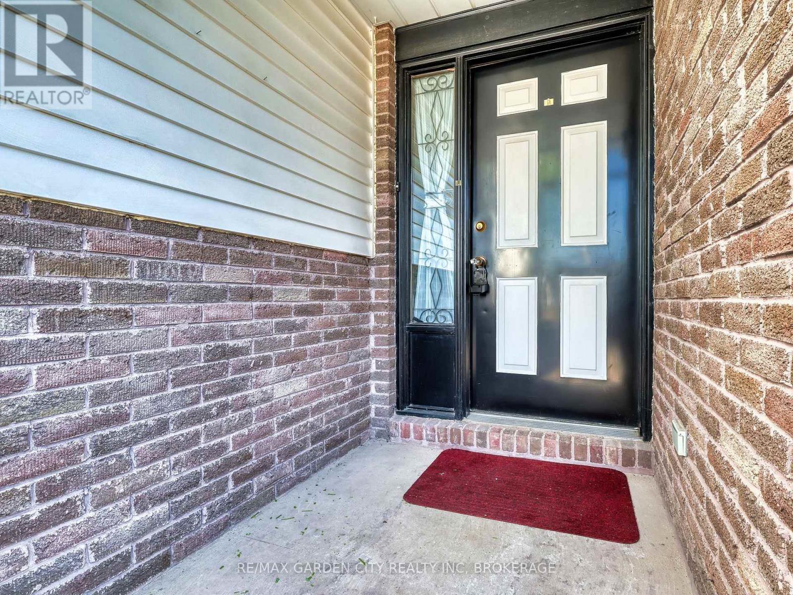 7740 Chorozy Street, Niagara Falls, Ontario  L2H 2N9 - Photo 6 - X13144492