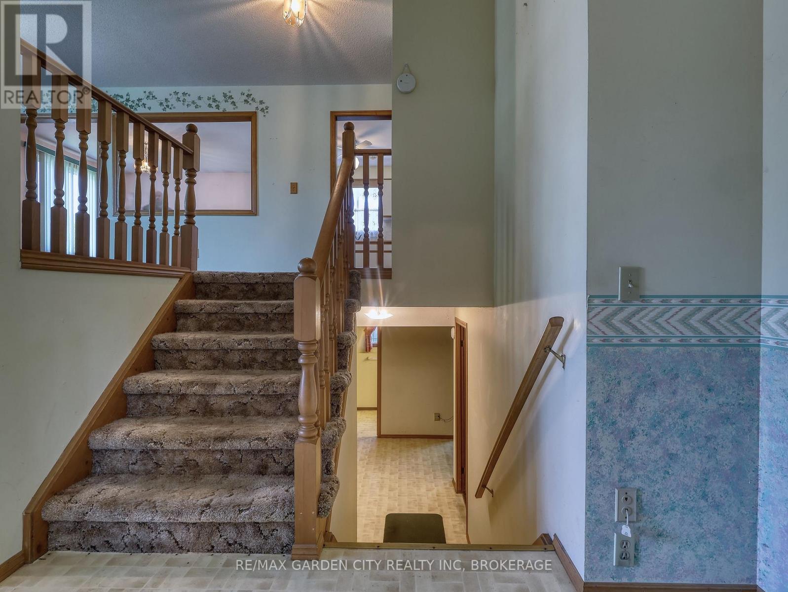 7740 Chorozy Street, Niagara Falls, Ontario  L2H 2N9 - Photo 7 - X13144492