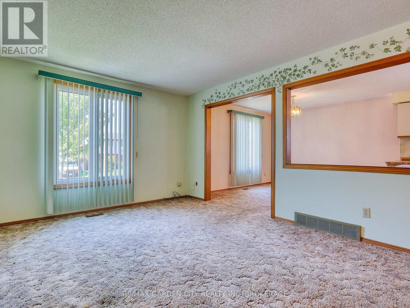 7740 Chorozy Street, Niagara Falls, Ontario  L2H 2N9 - Photo 9 - X13144492