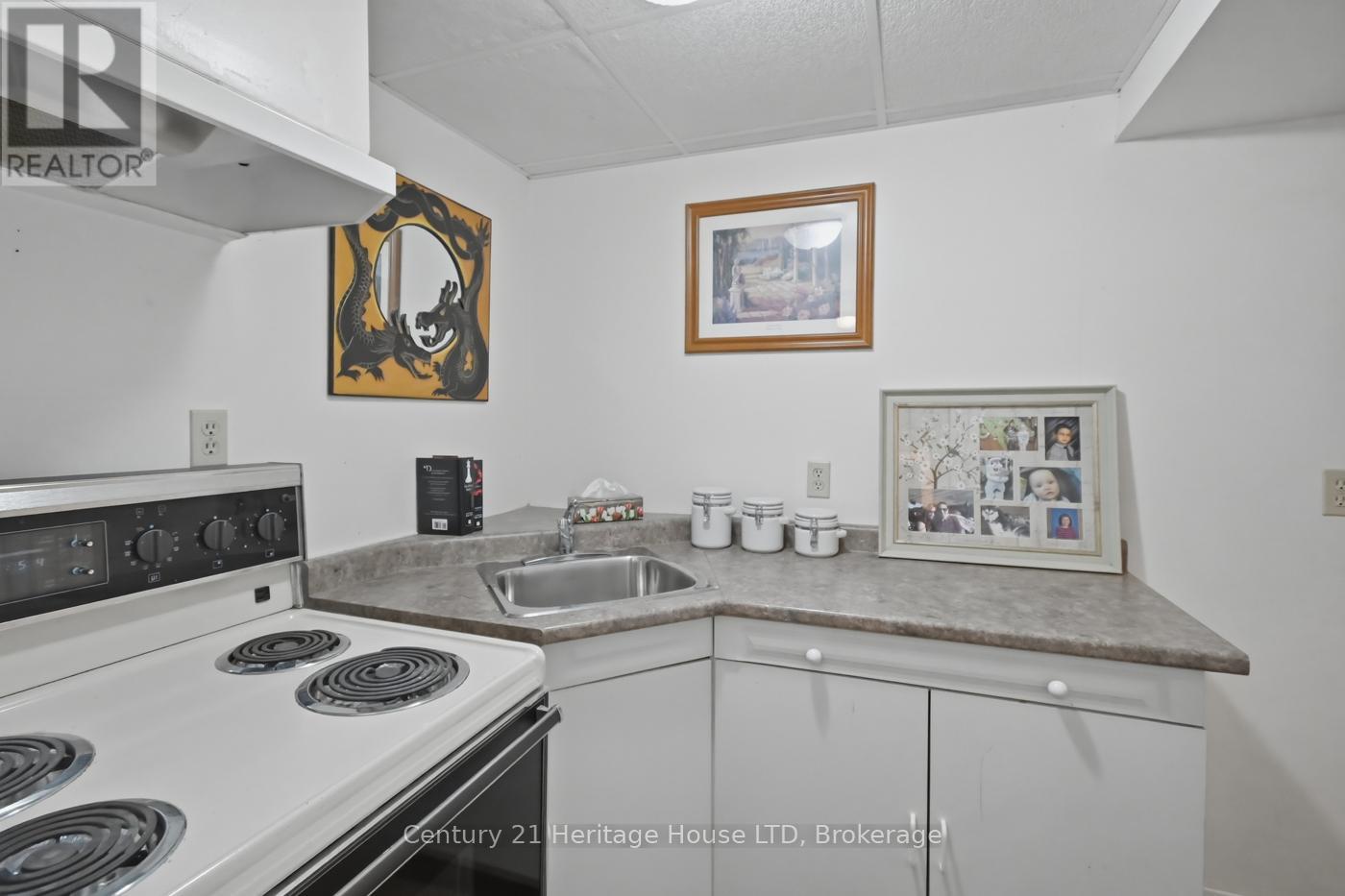 6864 Sunrise Court, Niagara Falls, Ontario  L2G 7V2 - Photo 31 - X13144862