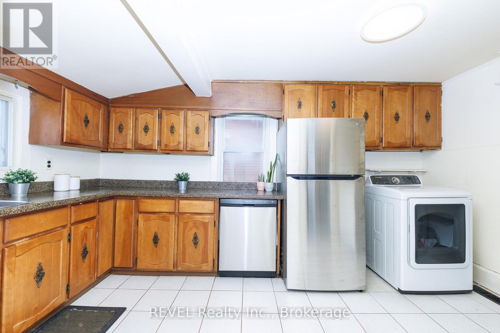 4621 Jepson Street, Niagara Falls, Ontario  L2E 1J5 - Photo 13 - X13146326