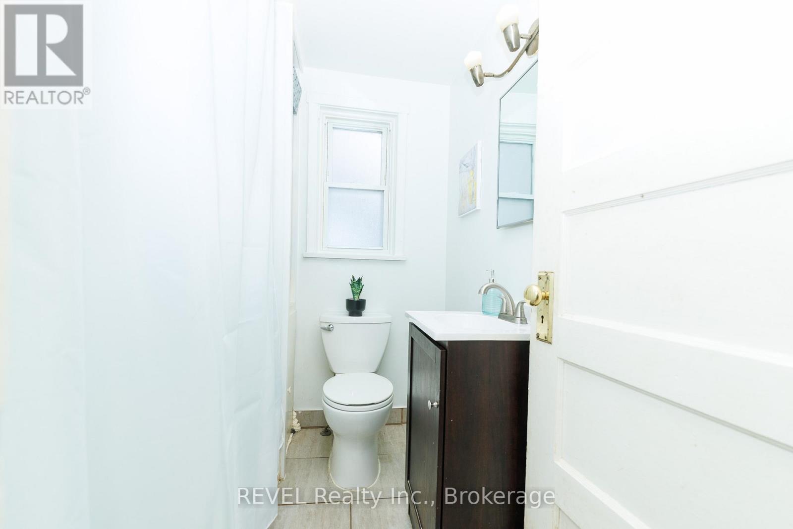 4621 Jepson Street, Niagara Falls, Ontario  L2E 1J5 - Photo 15 - X13146326
