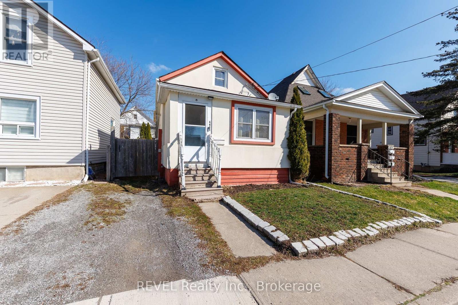 4621 Jepson Street, Niagara Falls, Ontario  L2E 1J5 - Photo 2 - X13146326