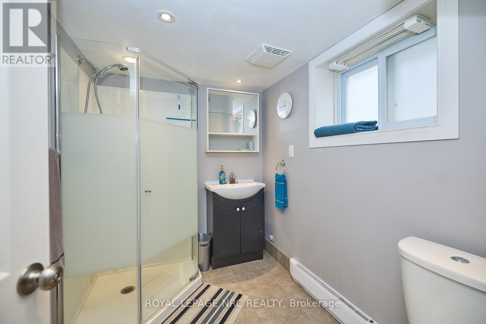 92 Dufferin Street, St. Catharines, Ontario  L2R 1Z8 - Photo 18 - X13146544