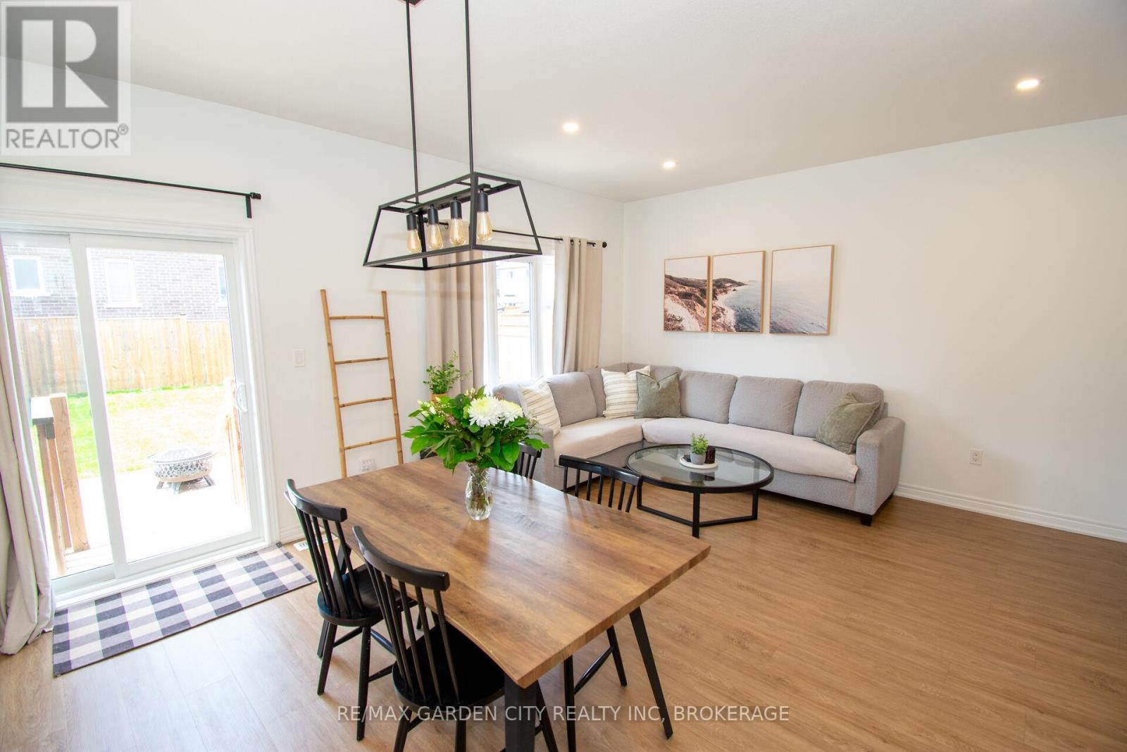 15 Lymburner Street, Pelham, Ontario  L3E 0B4 - Photo 10 - X13148020