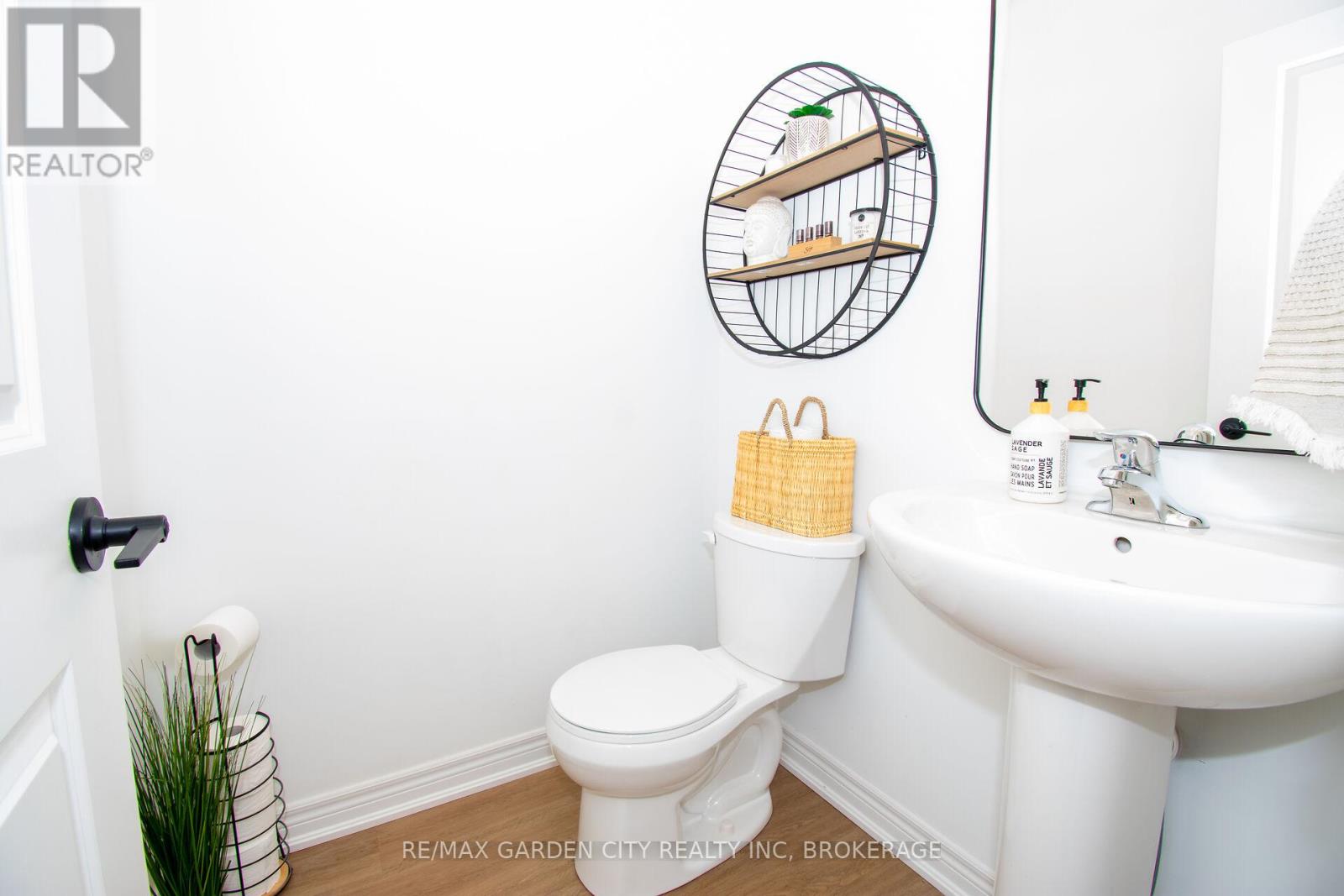 15 Lymburner Street, Pelham, Ontario  L3E 0B4 - Photo 18 - X13148020