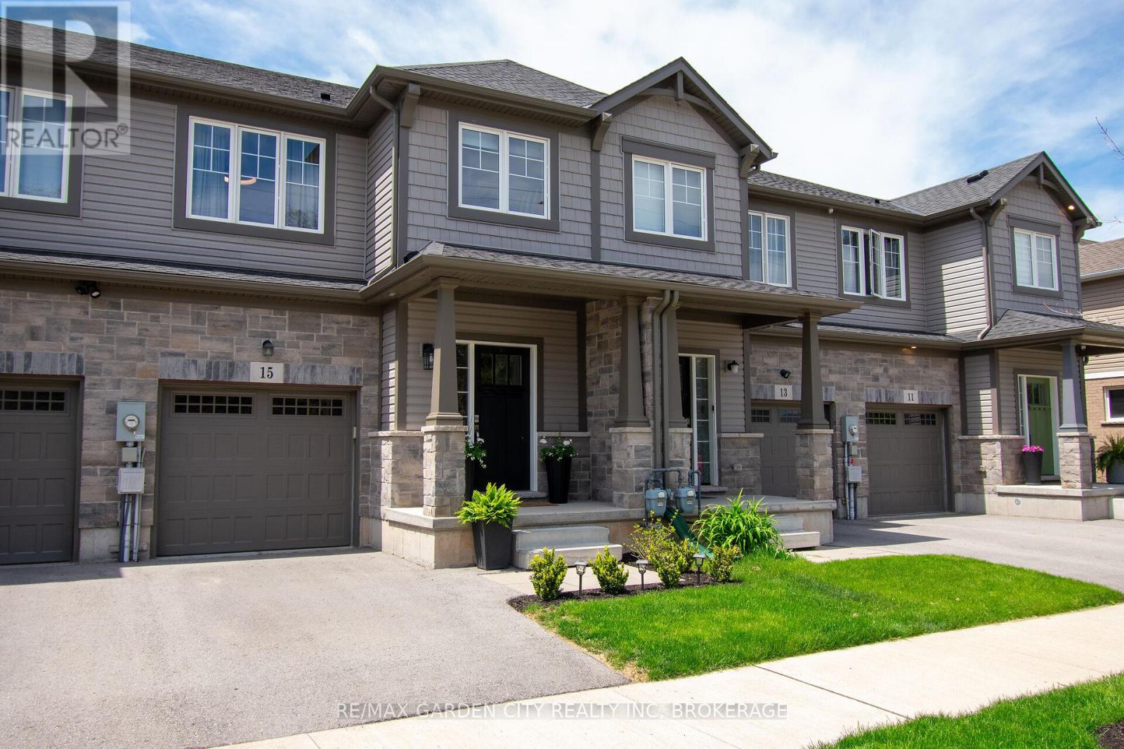 15 Lymburner Street, Pelham, Ontario  L3E 0B4 - Photo 2 - X13148020