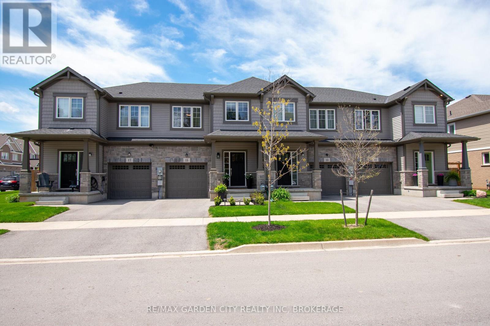 15 Lymburner Street, Pelham, Ontario  L3E 0B4 - Photo 3 - X13148020