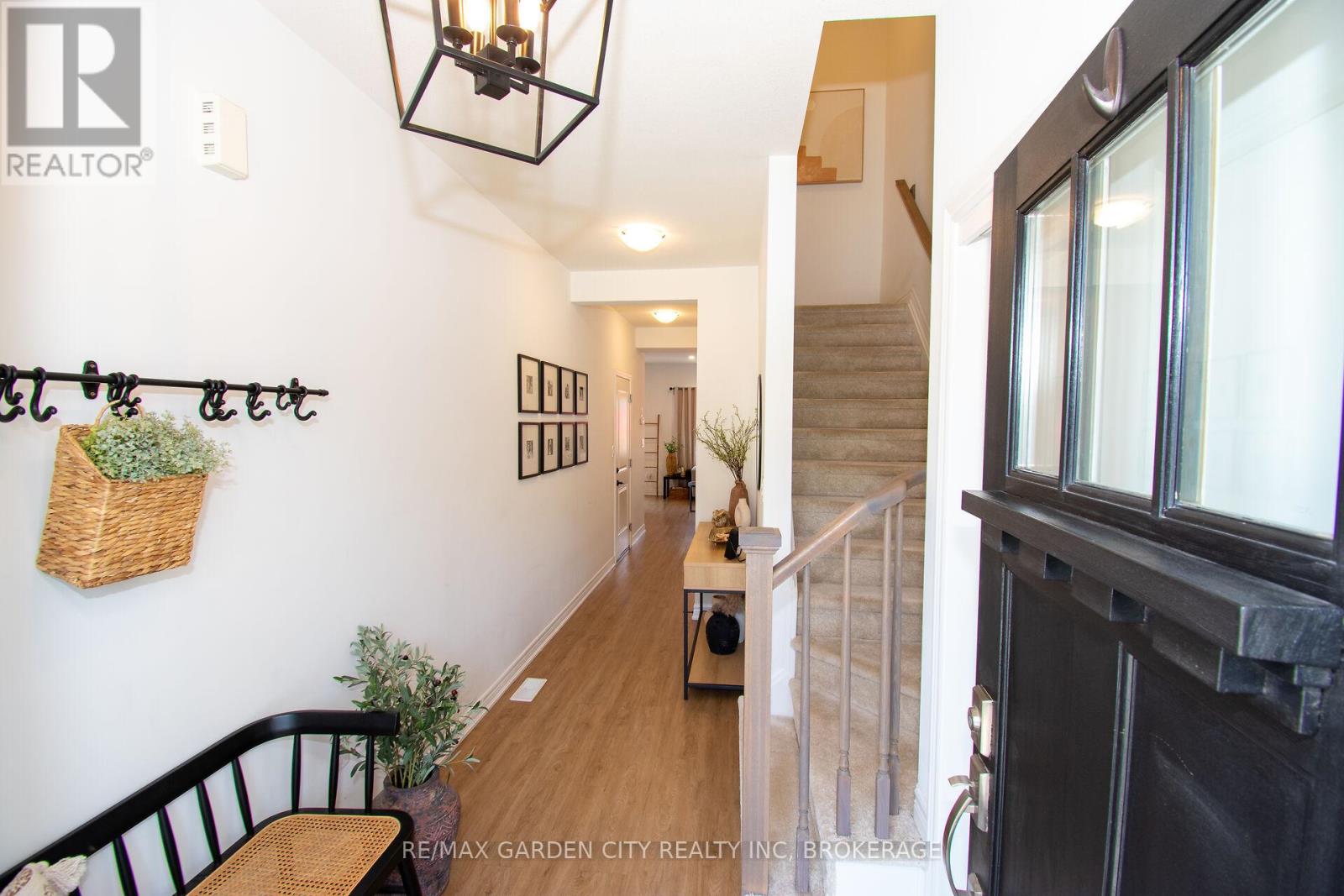 15 Lymburner Street, Pelham, Ontario  L3E 0B4 - Photo 5 - X13148020