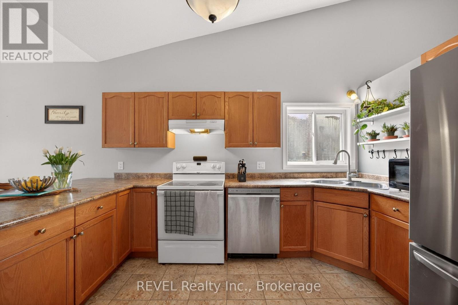 126 Westland Street, St. Catharines, Ontario  L2S 4E2 - Photo 14 - X13150354