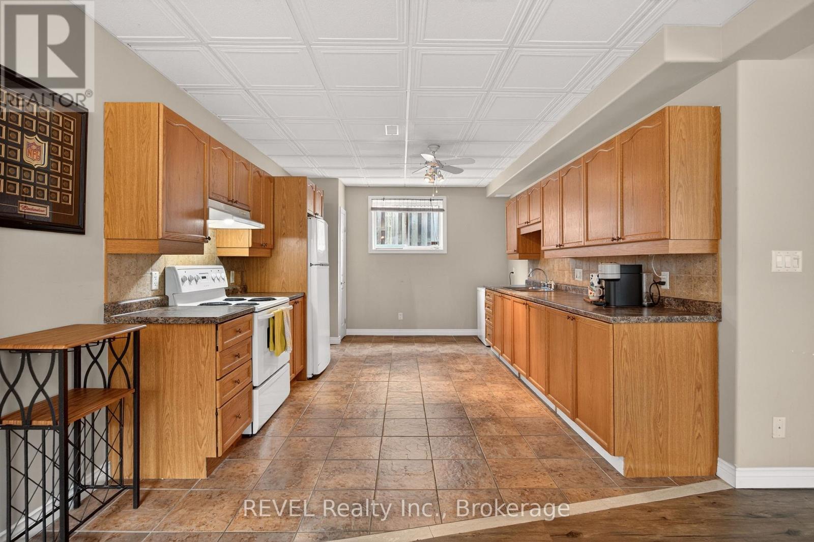 126 Westland Street, St. Catharines, Ontario  L2S 4E2 - Photo 3 - X13150354