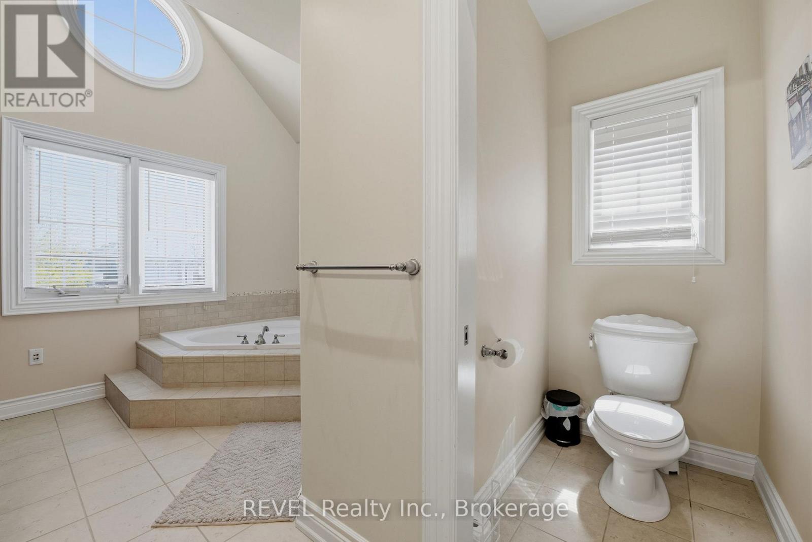 9 First Street Louth Street, St. Catharines, Ontario  L2W 1C7 - Photo 26 - X13150956