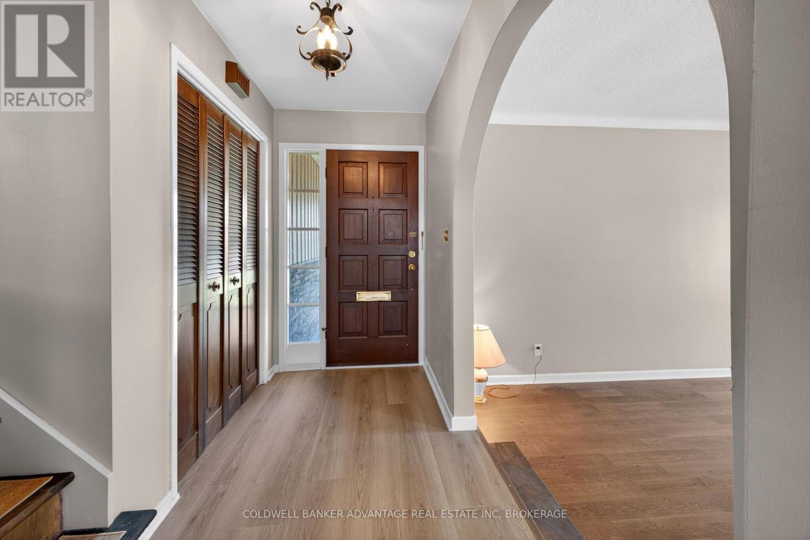 6976 Abbey Circle, Niagara Falls, Ontario  L2J 3N4 - Photo 14 - X13151176