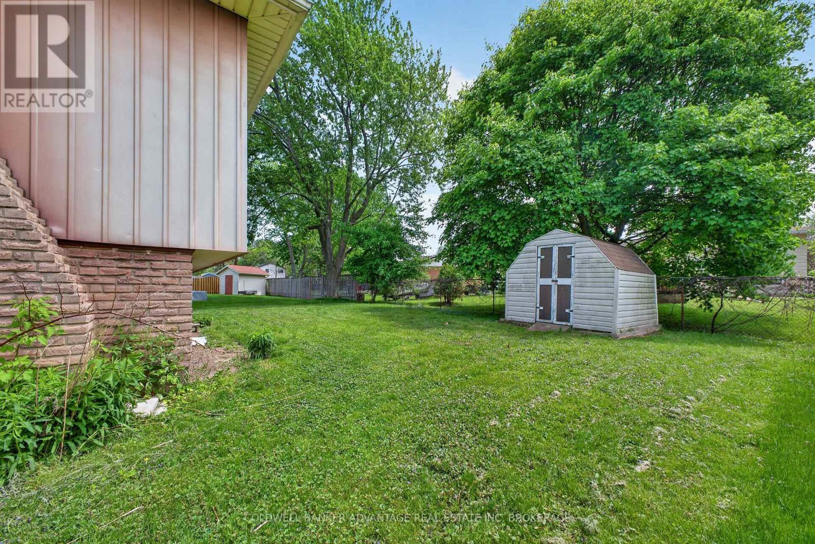 6976 Abbey Circle, Niagara Falls, Ontario  L2J 3N4 - Photo 6 - X13151176