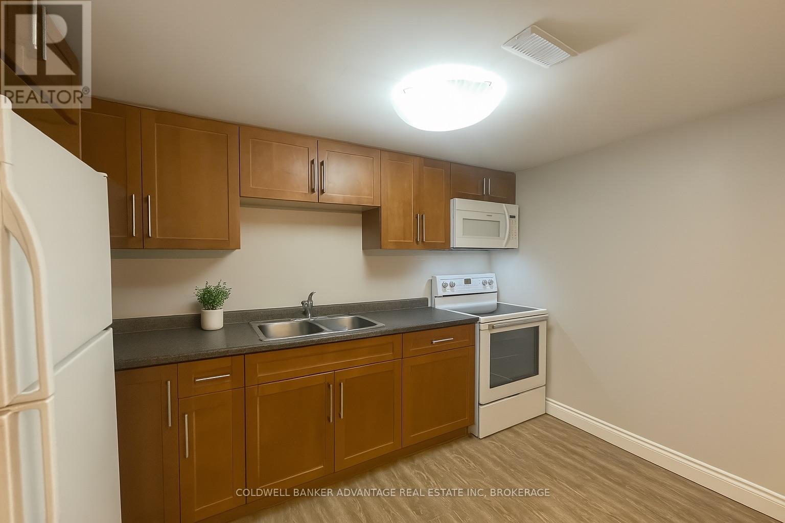 Lower - 98 Masterson Drive, St. Catharines, Ontario  L2T 3R2 - Photo 5 - X13152486