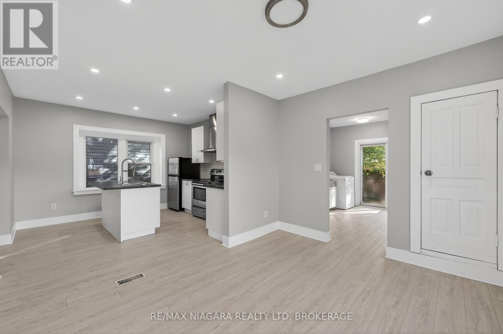 173 Lake Street, St. Catharines, Ontario  L2R 5Y8 - Photo 14 - X13153270