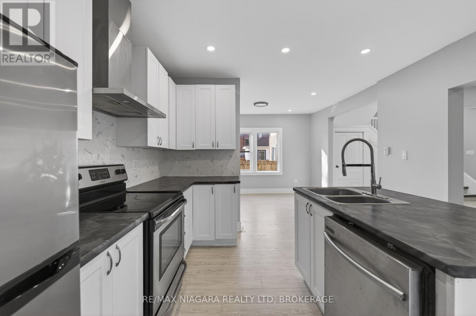 173 Lake Street, St. Catharines, Ontario  L2R 5Y8 - Photo 17 - X13153270