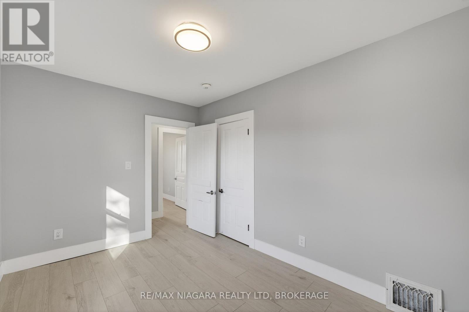 173 Lake Street, St. Catharines, Ontario  L2R 5Y8 - Photo 23 - X13153270