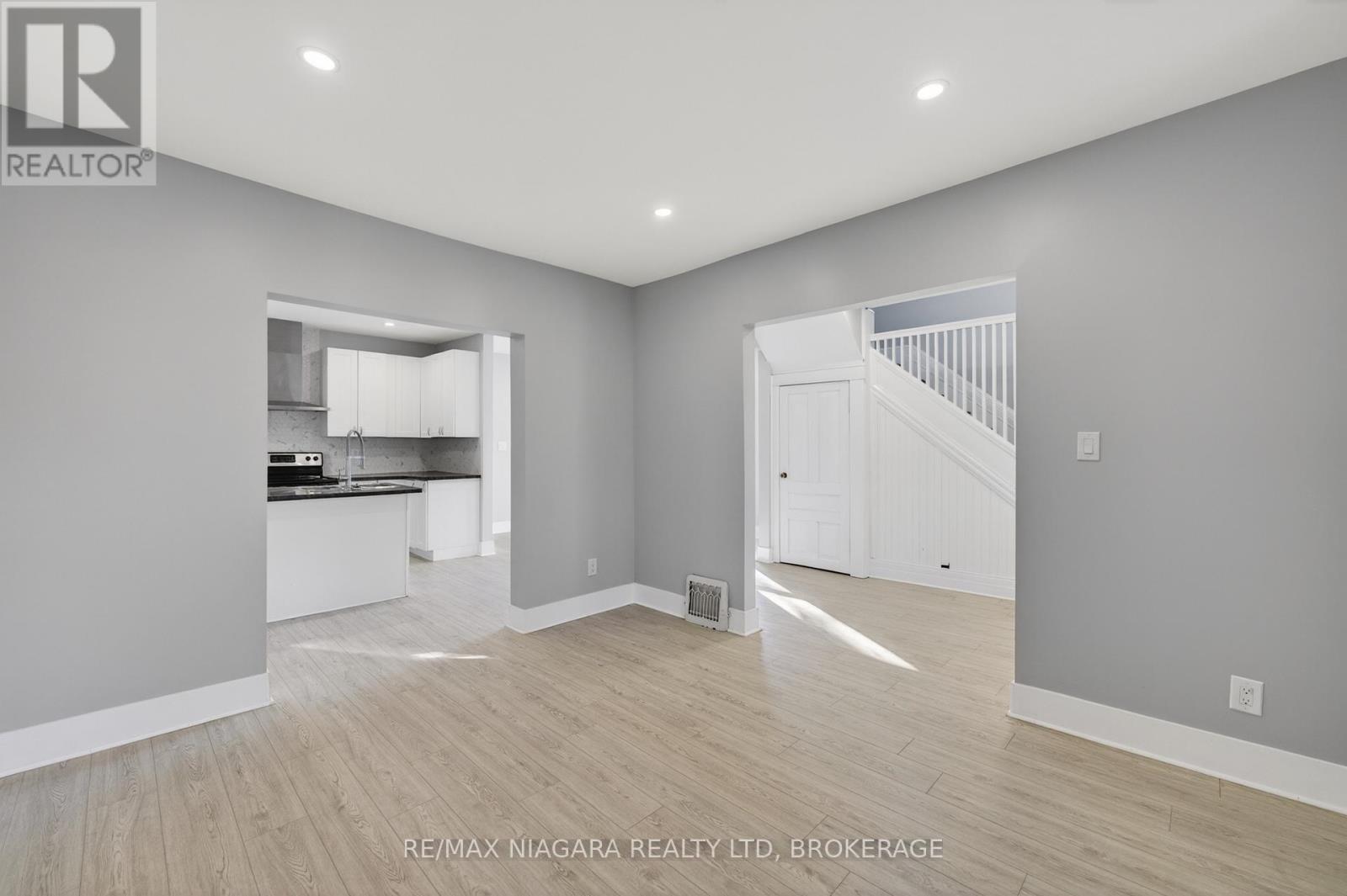 173 Lake Street, St. Catharines, Ontario  L2R 5Y8 - Photo 6 - X13153270