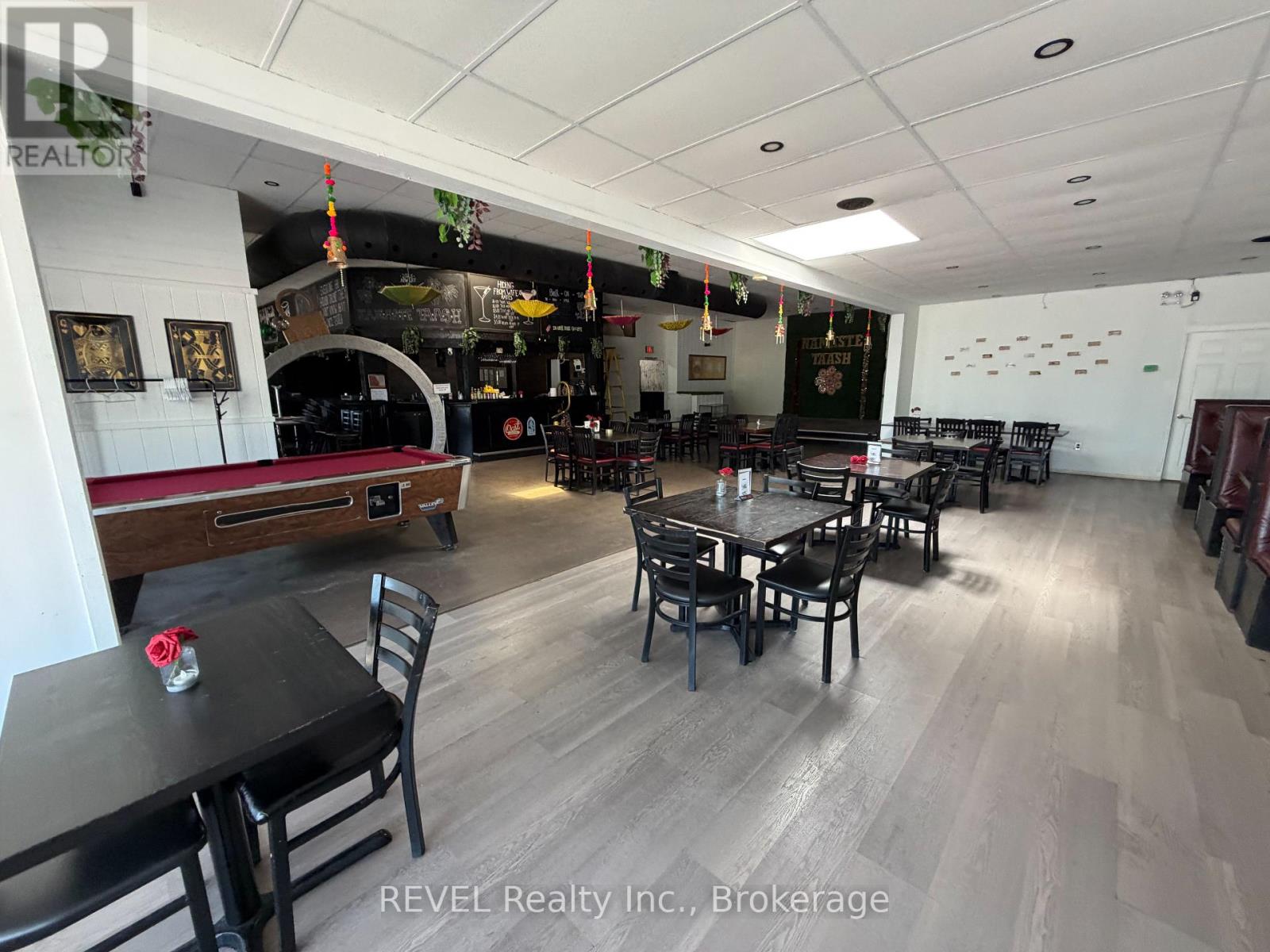 547-549 Ontario Street, St. Catharines, Ontario  L2N 4N4 - Photo 4 - X13153986